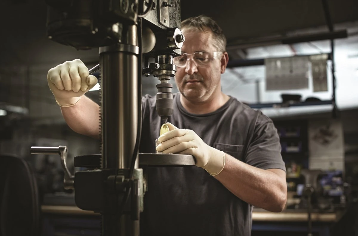 ANSELL MICROFLEX® 63-864 - Latex Wegwerp Handschoenen, Poedervrij, M, Wit, 100 Stuks 2 ANSELL MICROFLEX® 63-864 - Latex Wegwerp Handschoenen, Poedervrij, M, Wit, 100 Stuks - Afbeelding 2