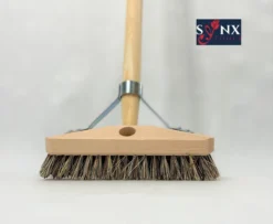 Synx Tools Luiwagen Union 22cm - Tegel Bezem Schrobber- Bezemsteel - Schoonmaakbezem - Schrobborstels - Bezems Met Steel 150 Cm -Schoonmaakartikelen Winkel 1200x987