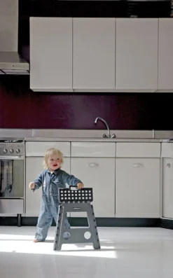 PUHLMANN - Inklapbare Kruk, JAMES, Plastic, Grijs, 40 Cm Hoog, Max 90 Kilo -Schoonmaakartikelen Winkel 746x1200 1